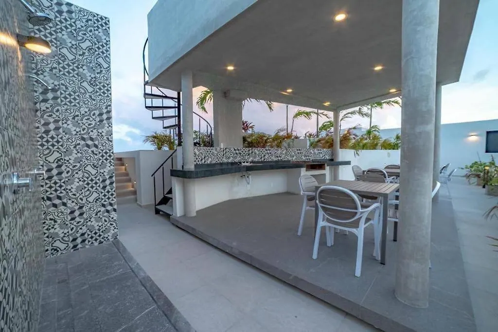 Estudio Nuevo En El Corazon De Playa Del Carmen 0*,  Mexico